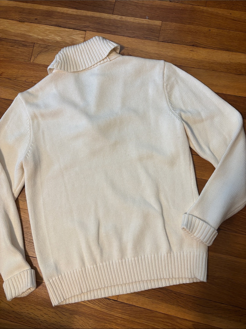 Lauren Ralph Lauren Cream Shawl-Collar V-Neck Toggle Sweater - Picture 4 of 6